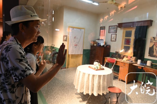 三叶草策略 淮北老电厂1969文化街区开街：工业记忆正焕发文旅新生_大皖新闻 | 安徽网